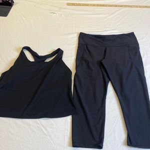 Old Navy Active Powersoft - Black - XL Longline Sports Bra and High Rise Capri